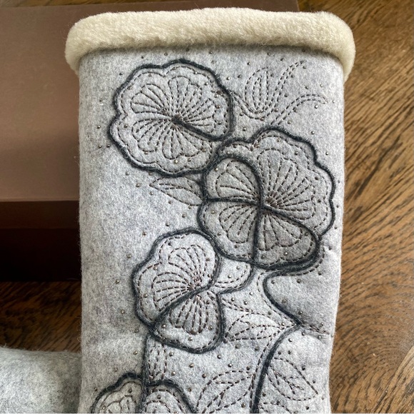 New in Box Azure Jarria Mid Calf Gray, Italian, Embroidered Wool Boots - Picture 2 of 7